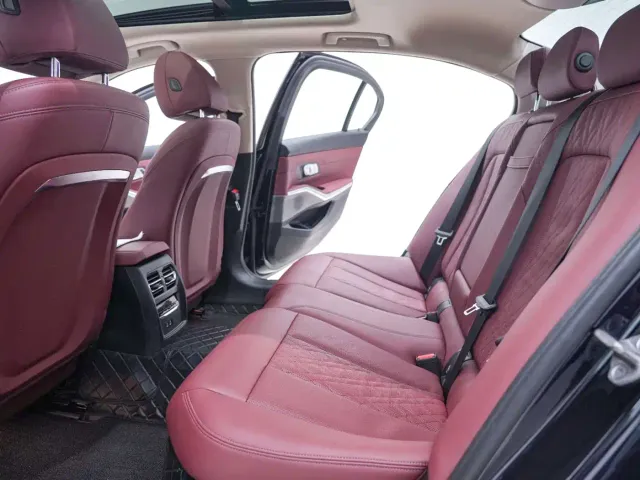 BMW i3 — Фото автомобиля 22