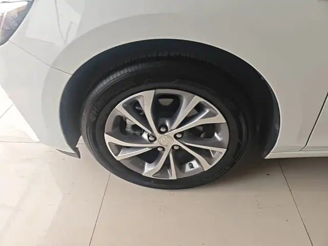 Buick Verano — Фото автомобиля 22