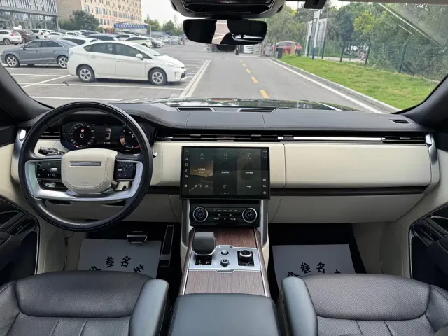 Land Rover Range Rover — Фото автомобиля 23
