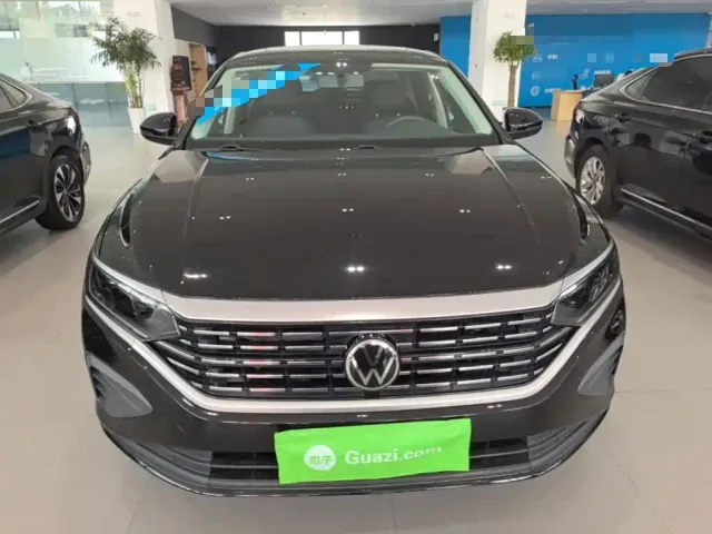 Volkswagen Passat — Фото автомобиля 2