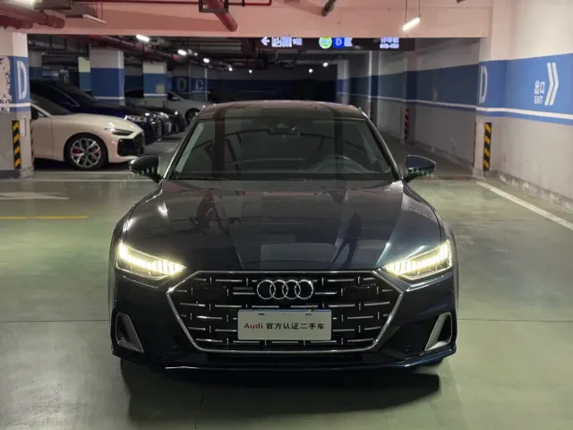 Audi A7L — Фото автомобиля 2