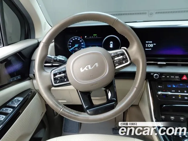 Kia Carnival Generation 4 — Фото автомобиля 20