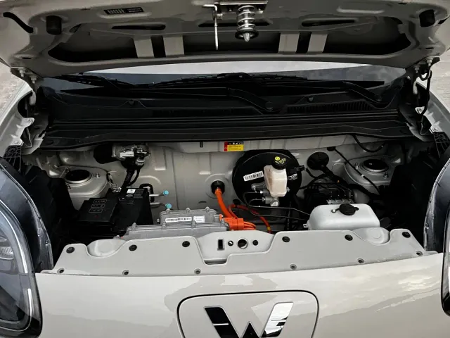 Wuling Hongguang Mini EV — Фото автомобиля 22