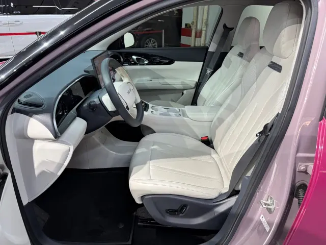 Geely Starry Wish — Фото автомобиля 8