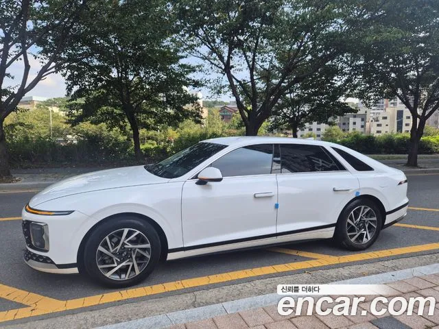 Hyundai Grandeur Grandeur (GN7) — Фото автомобиля 17