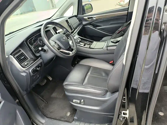 GAC Trumpchi M8 — Фото автомобиля 14
