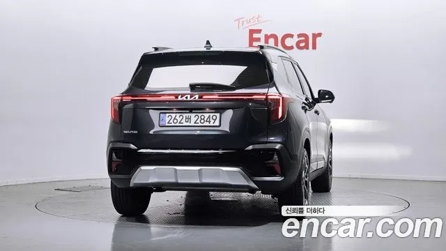 Kia Seltos Бензин 1.6 турбо 2WD — Фото автомобиля 4