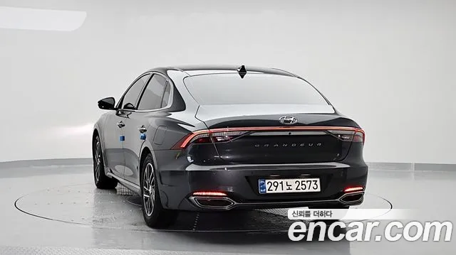Hyundai Grandeur Grandeur (New) — Фото автомобиля 4