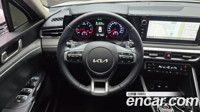 Kia K5 Generation 3 — Фото автомобиля 13