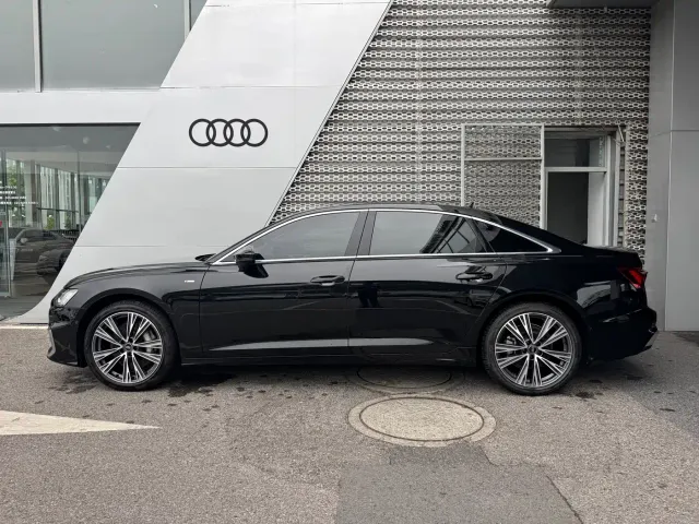 Audi Audi A6L 2024 55 TFSI quattro Exclusive Dynamic — Фото автомобиля 3