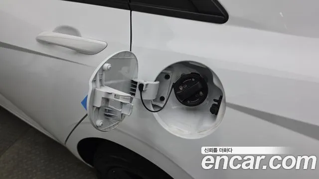Hyundai AVANTE Avante (CN7) — Фото автомобиля 25