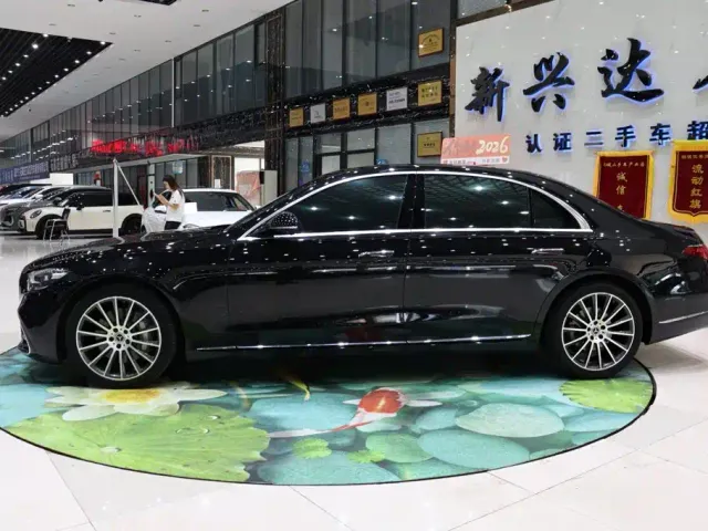 Mercedes-Benz S-Class — Фото автомобиля 3