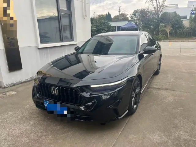 Фотография автомобиля — Honda Inspire