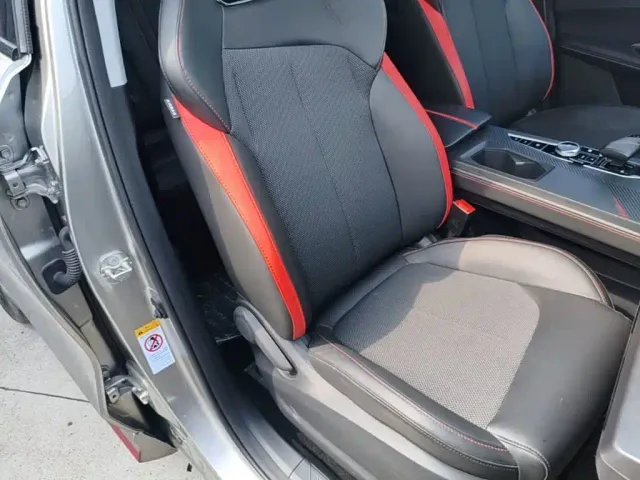 Changan Z6 — Фото автомобиля 24