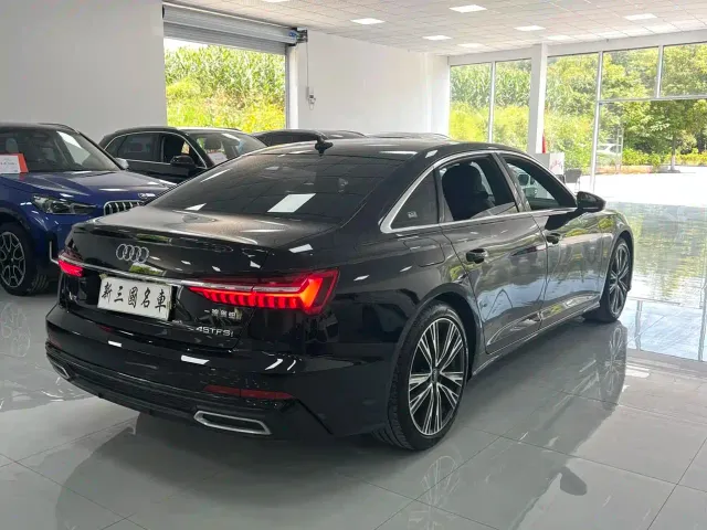 Audi A6L — Фото автомобиля 18