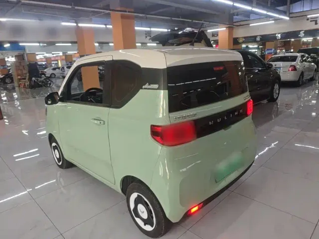 Wuling Hongguang Mini EV — Фото автомобиля 4