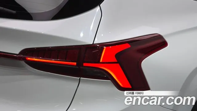 Hyundai Santa Fe Santa Fe (New) — Фото автомобиля 23