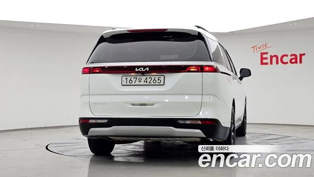 Kia Canival Carnival 4 поколение 9 мест Prestige — Фото автомобиля 4