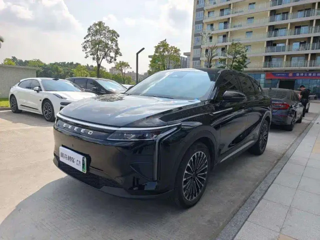 Фотография автомобиля — Exeed RX