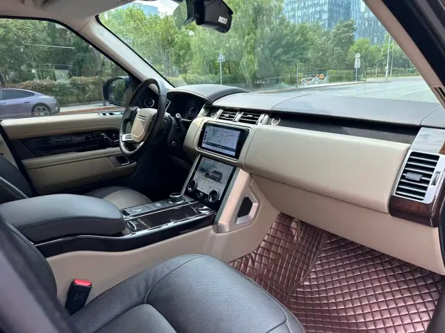 Land Rover Range Rover — Фото автомобиля 12