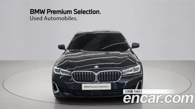 BMW 5 Series G30 — Фото автомобиля 3