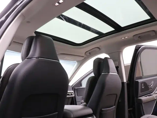 Lincoln Aviator — Фото автомобиля 19