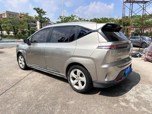 Hycan Z03 — Фото автомобиля 4