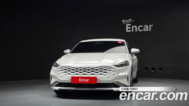 Kia K8 — Фото автомобиля 3