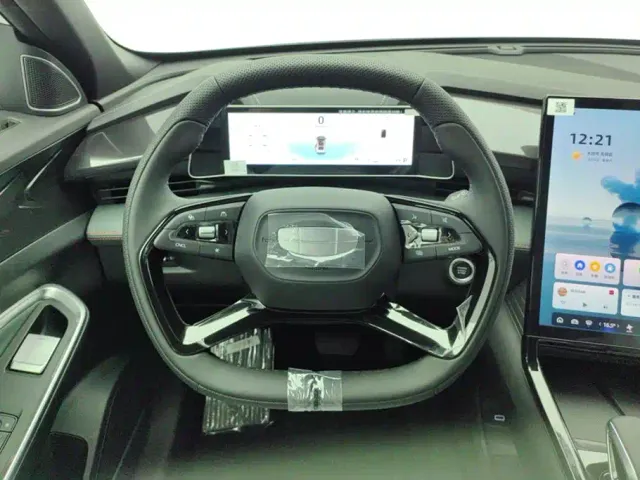 Geely Boyue — Фото автомобиля 15