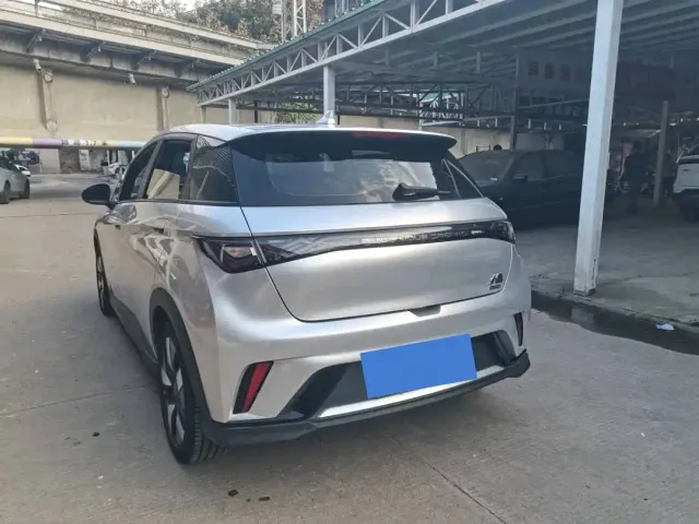 BYD Dolphin — Фото автомобиля 9