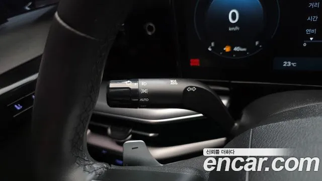 Hyundai Grandeur Grandeur (GN7) 2.5 Бензин 2WD — Фото автомобиля 28