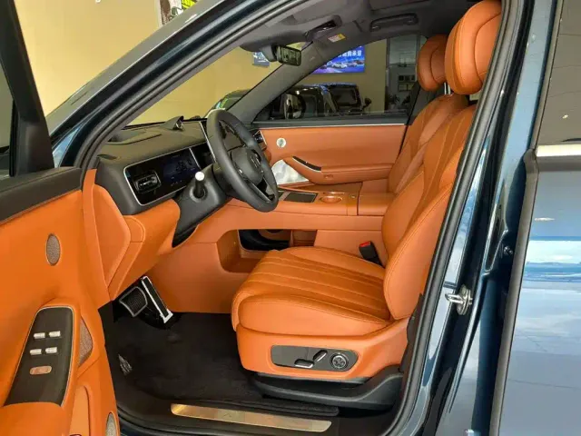 Aito M7 — Фото автомобиля 5