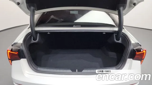 Kia K5 Signature — Фото автомобиля 19