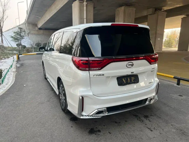 GAC Trumpchi M8 — Фото автомобиля 3