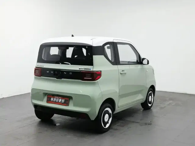 Wuling Hongguang Mini EV — Фото автомобиля 2