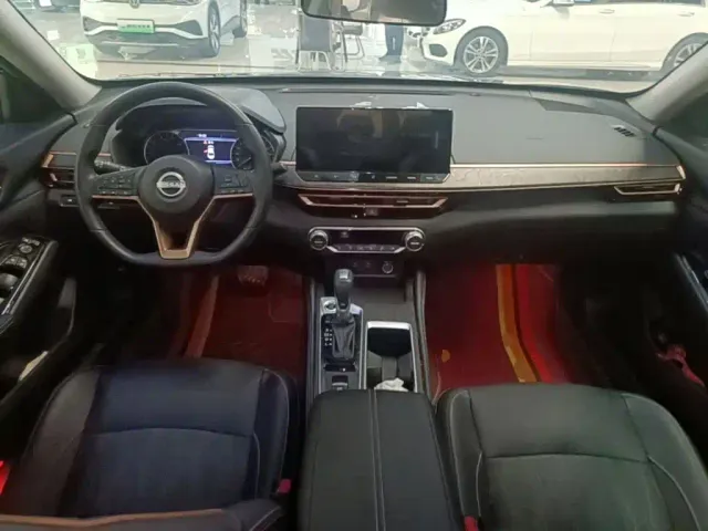 Nissan Teana — Фото автомобиля 9
