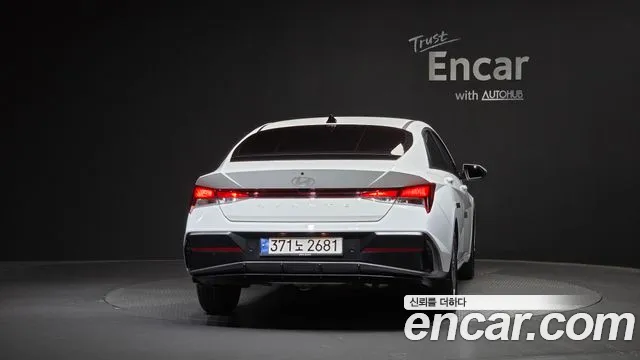Hyundai Avante CN7 — Фото автомобиля 4
