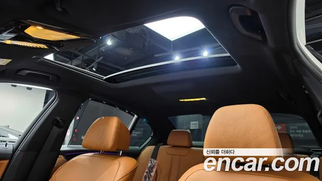 BMW 5 Series G30 — Фото автомобиля 23