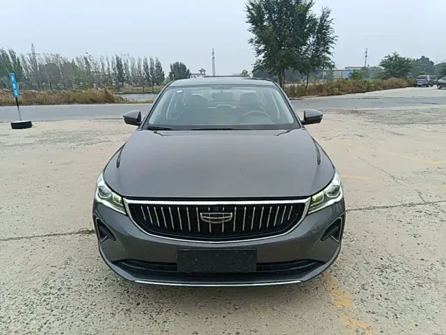 Geely Emgrand — Фото автомобиля 2