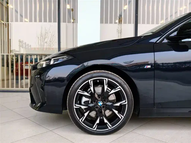 BMW 2 Series — Фото автомобиля 6
