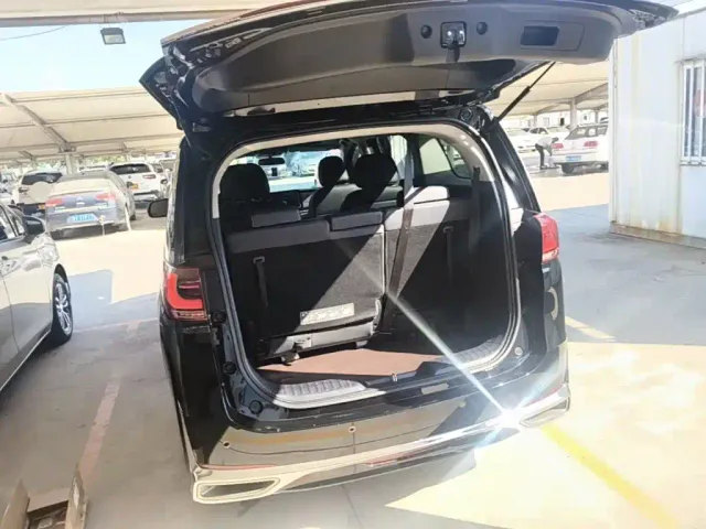 GAC Trumpchi M8 — Фото автомобиля 18