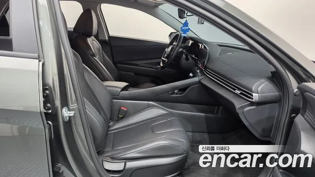 Hyundai Avante CN7 — Фото автомобиля 26