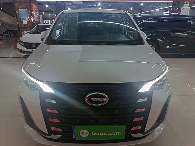 GAC Trumpchi M6 — Фото автомобиля 2