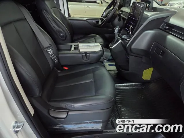 Hyundai Staria — Фото автомобиля 29