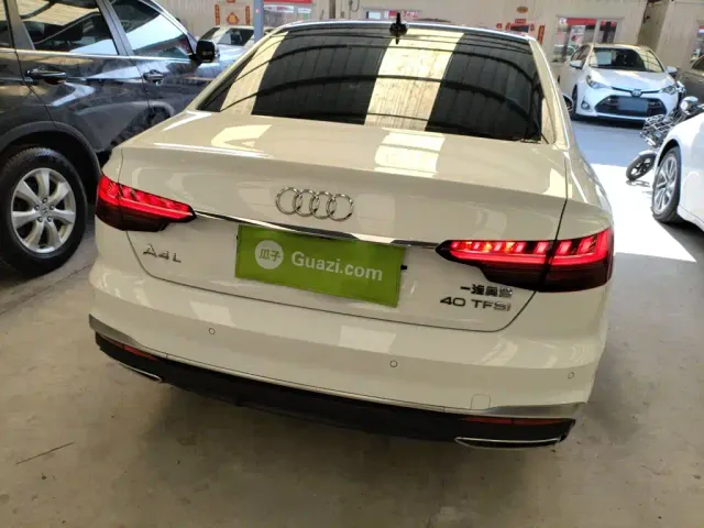 Audi A4L — Фото автомобиля 3