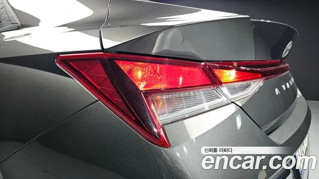 Hyundai Avante CN7 — Фото автомобиля 8