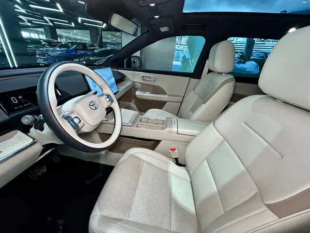 Toyota BoZhi 3X — Фото автомобиля 9