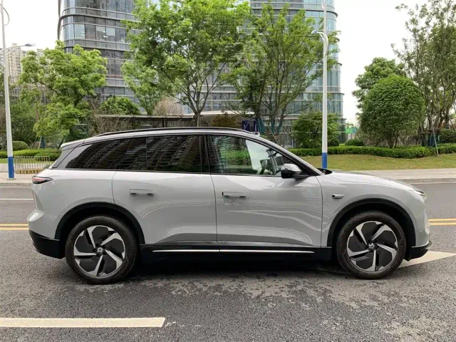 Nio ES6 — Фото автомобиля 9