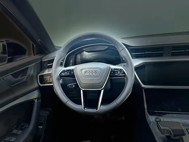 Audi A6L — Фото автомобиля 18