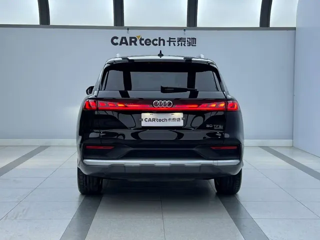 Audi Q6 — Фото автомобиля 5